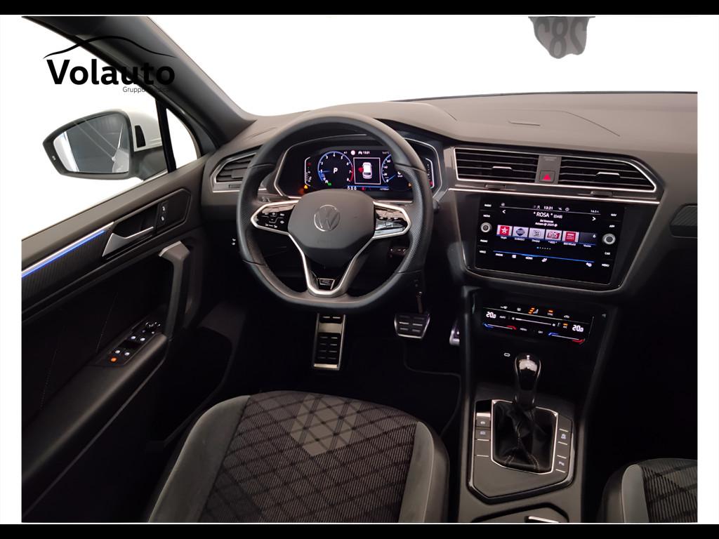 VOLKSWAGEN Tiguan II 2021 - Tiguan 1.5 tsi R-Line 150cv dsg