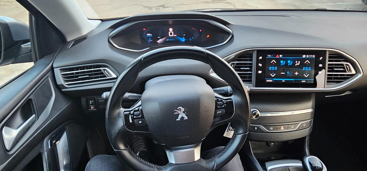 Peugeot 308 Blue HDi 130 SW Allure