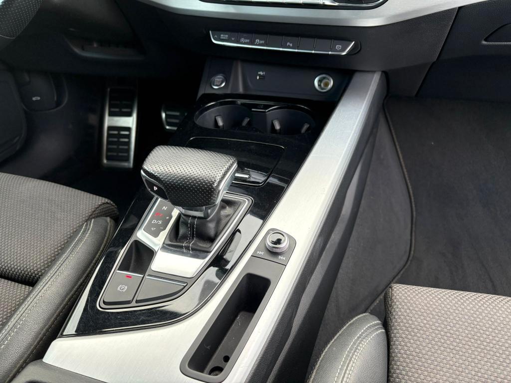 Audi A4 Avant 40 2.0 tdi 204 CV mhev S line edition quattro s-tronic