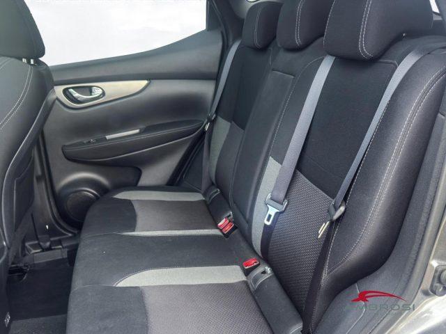NISSAN Qashqai 1.5 dCi N-Connecta