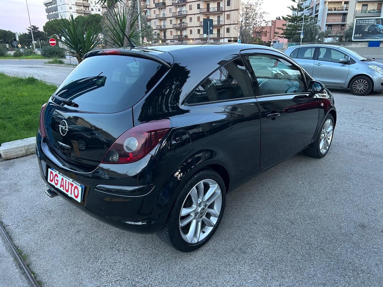 Opel Corsa 1.3 CDTI 90 cavalli 2008 140.000 km