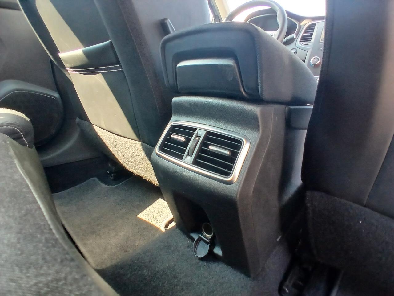 Renault MEGANE BLUE DCI 115 CV INTENS EDC