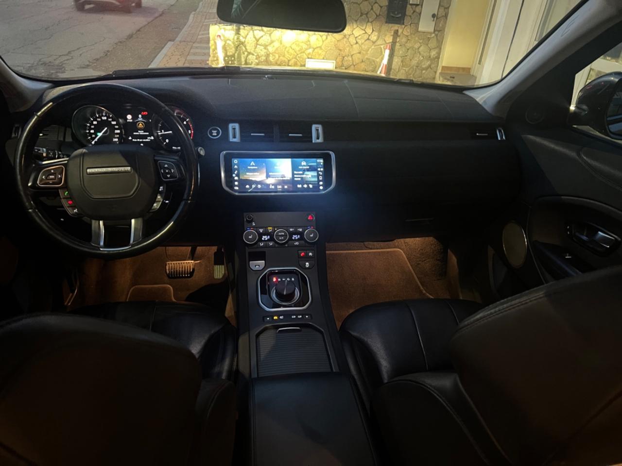 Land Rover Range Evoque 2.0 TD4 180 CV 5p. Autobiography