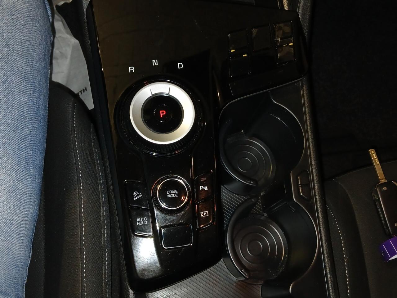 Kia Sportage 1.6 TGDi HEV AT Business