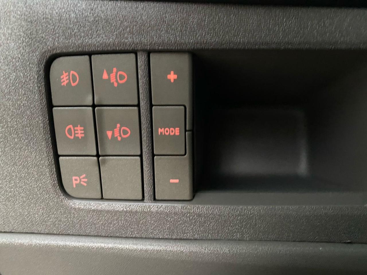 Fiat Idea 1.4 BENZINA NEOPATENTATI
