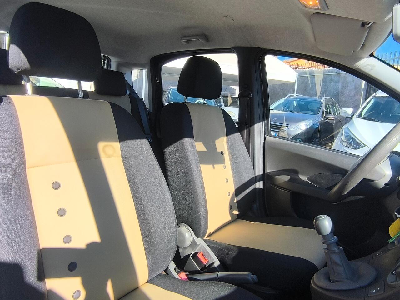 Fiat Panda 1.3 MJT 16V DPF 4x4 Climbing