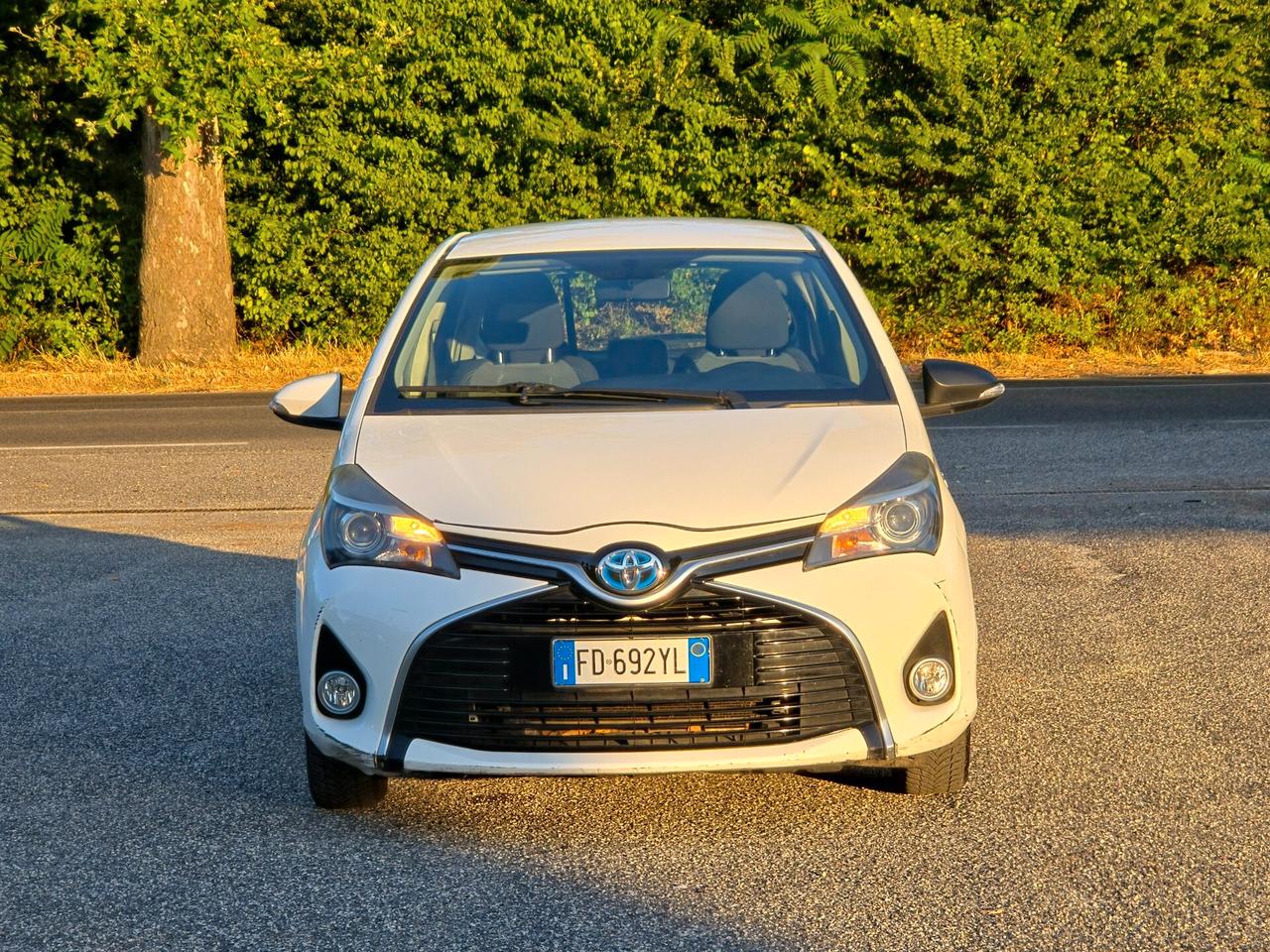Toyota Yaris 1.5 Hybrid 5 porte Active 2016-E6B Automatico NEO
