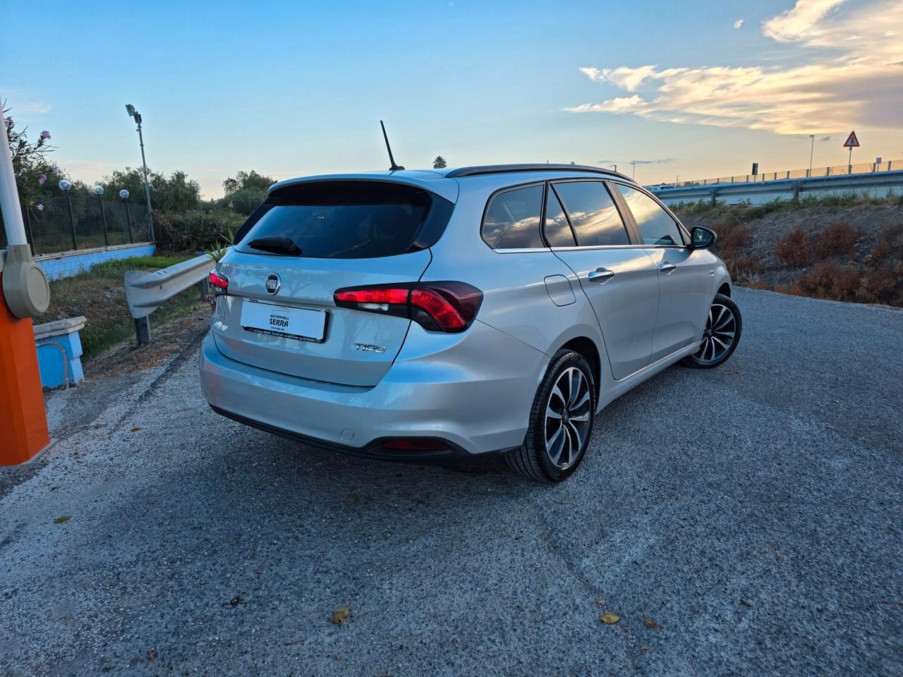 Fiat Tipo 1.6 Mjt S&S SW Lounge