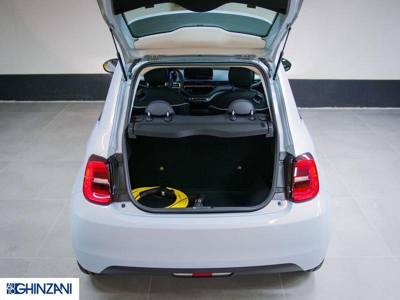 FIAT 500 500e Berlina 23,8 kWh Pop