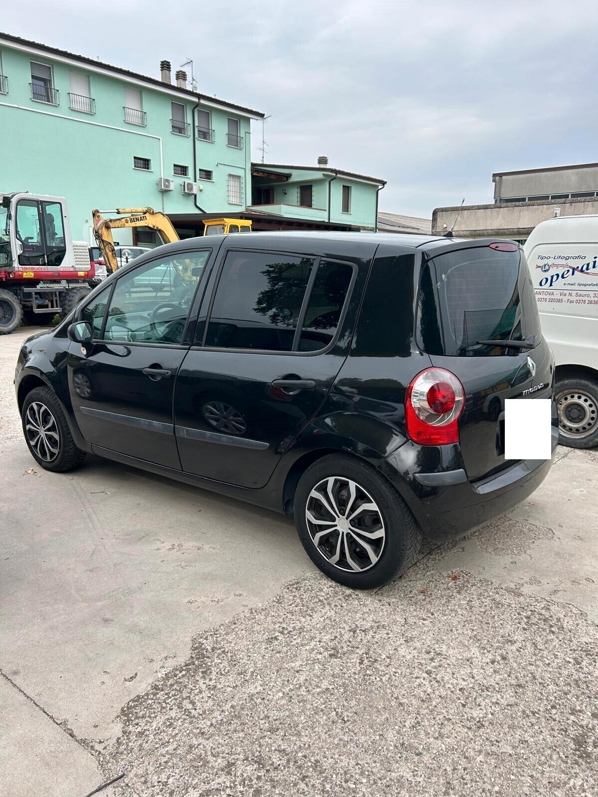 Renault Modus 1.2 16V Dynamique 5 Porte ok neo patentati