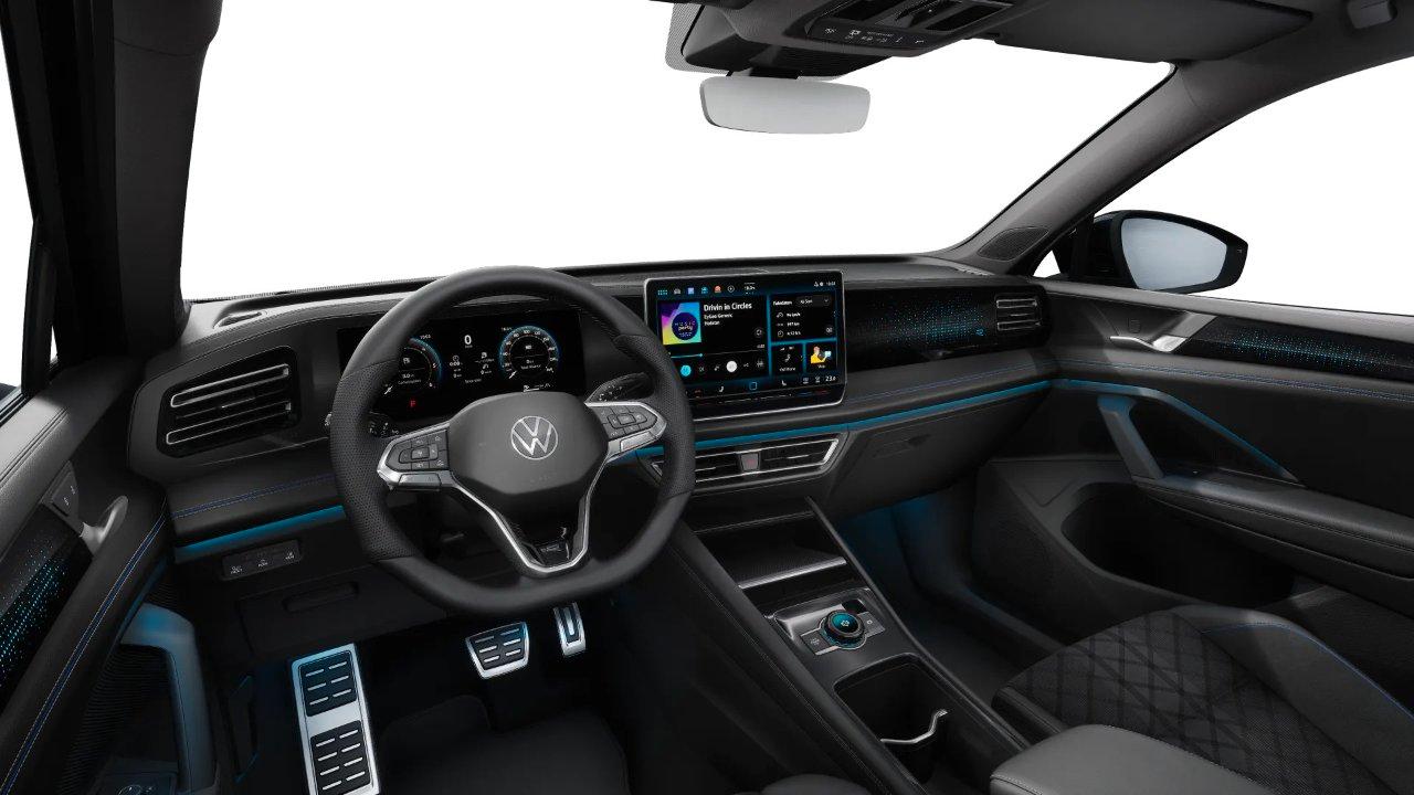 Volkswagen Tiguan R-Line Plus 2.0 TDI 150 CV DSG