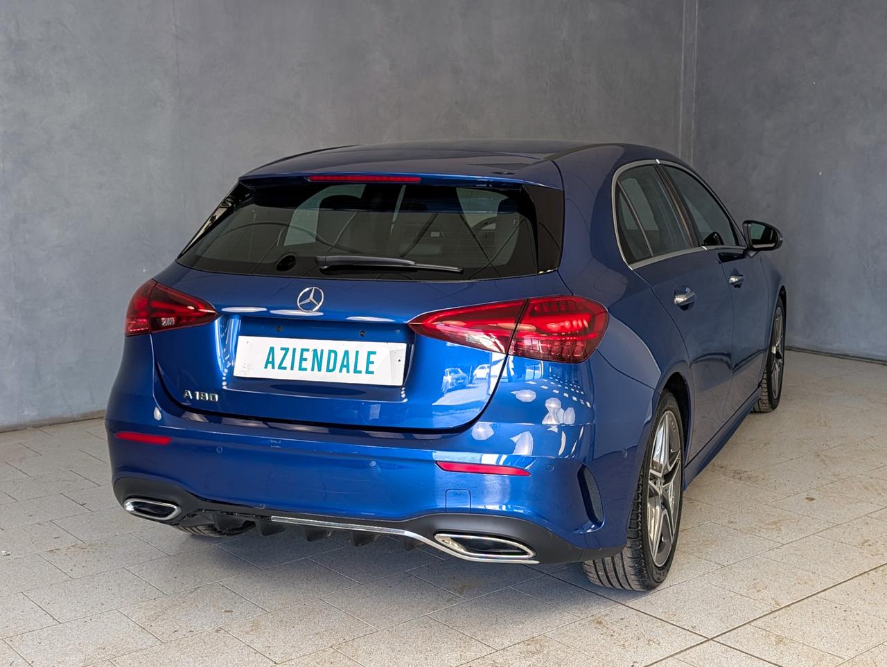 Mercedes-Benz A 180 180 Automatic Premium AMG Line