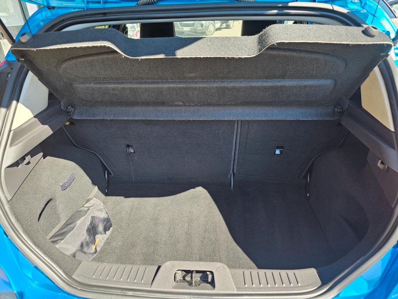 Ford Fiesta 1.4 5p. Bz.- GPL Titanium