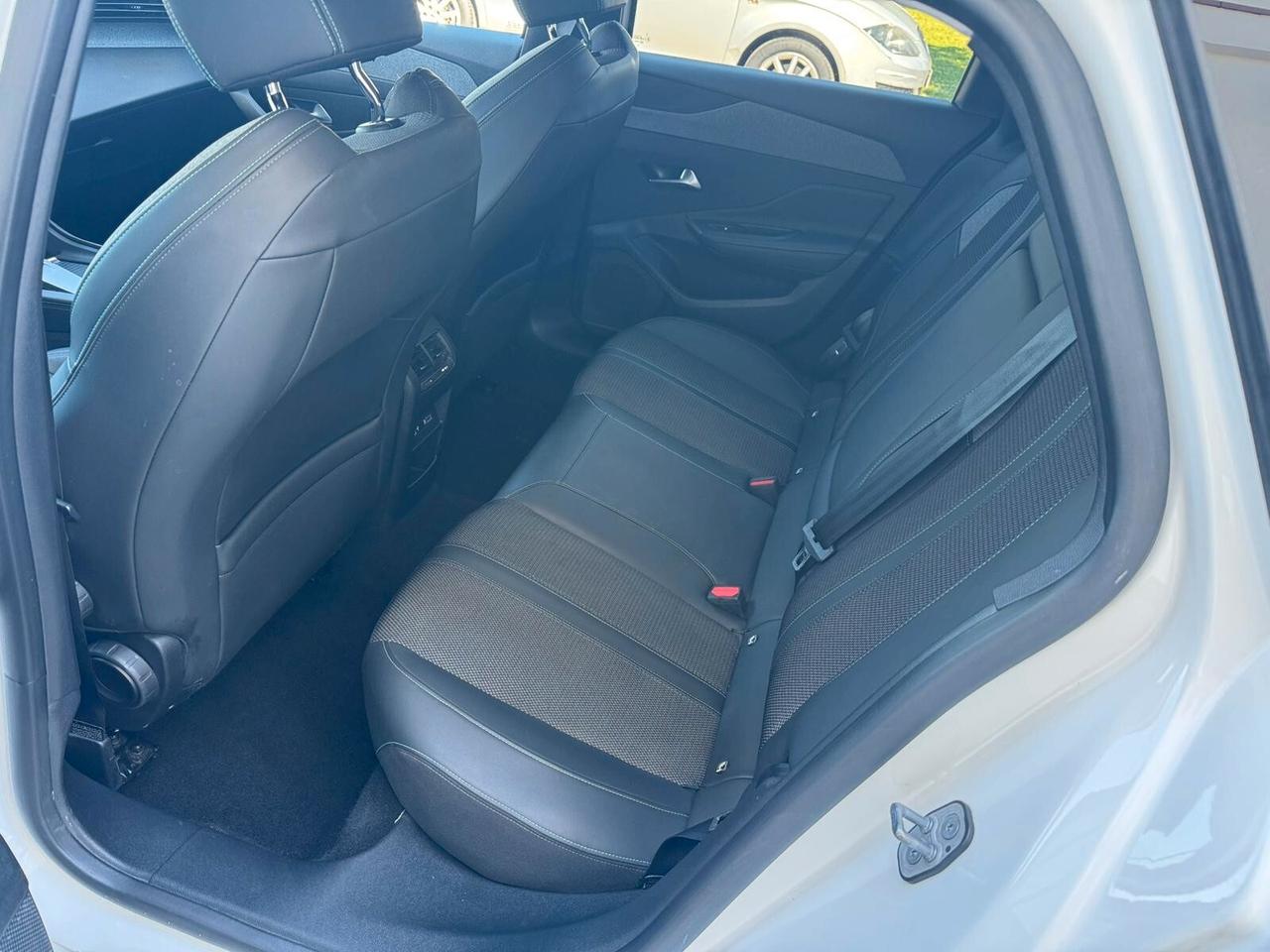 Peugeot 308 HDi Allure