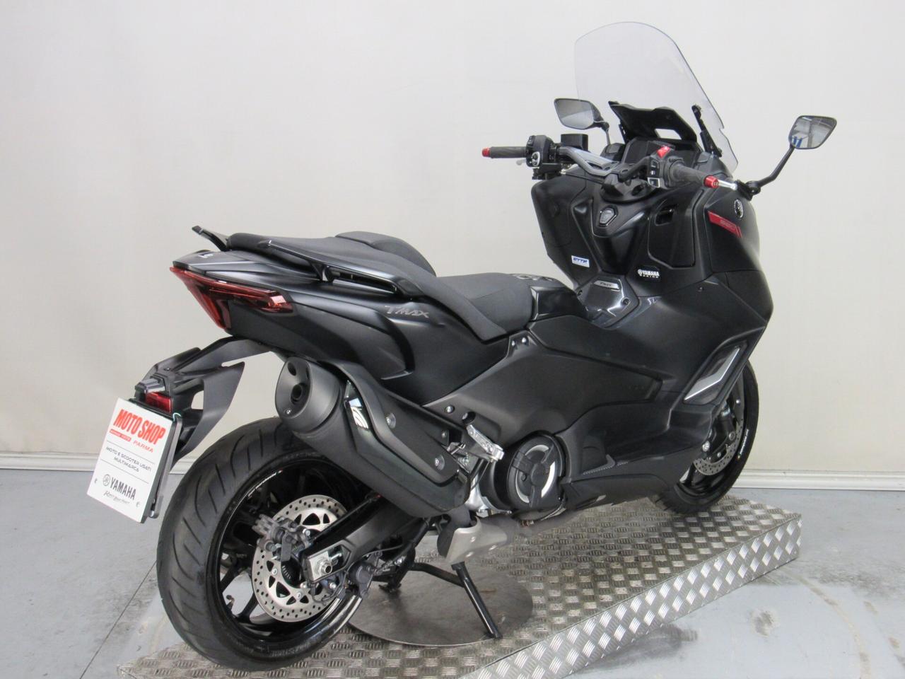Yamaha TMAX 560 ABS
