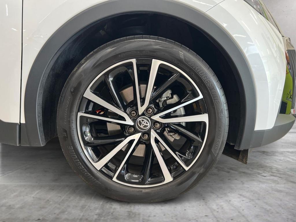 Toyota C-HR 2.0 phev Lounge fwd e-cvt