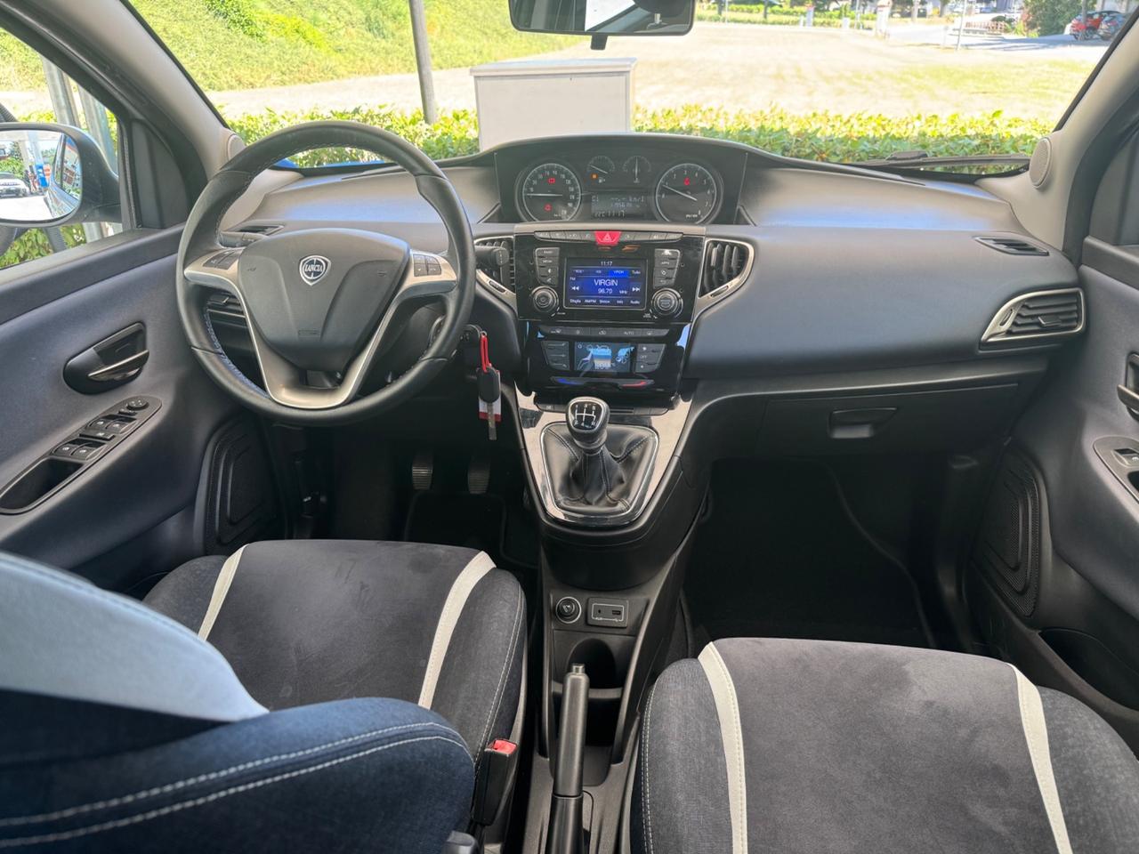 Lancia Ypsilon 1.2 69 CV MYA S&S Platinum