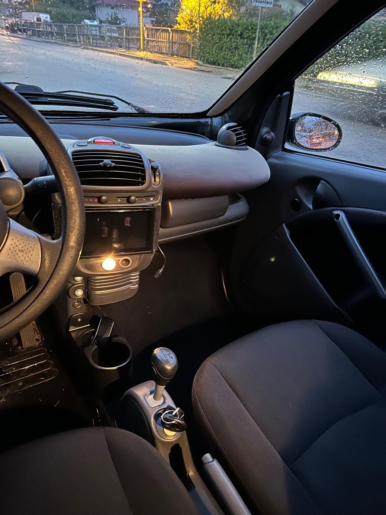 Smart 700 city-coupé pulse