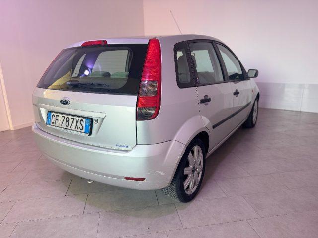 FORD Fiesta 1.4 16V 5p. Ghia