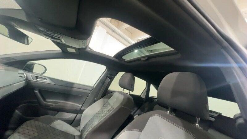 Volkswagen Taigo Taigo 1.0 TSI 110 CV DSG R-Line