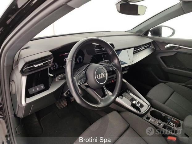 Audi A3 SPB 35 TFSI S-Tronic Business Advanced