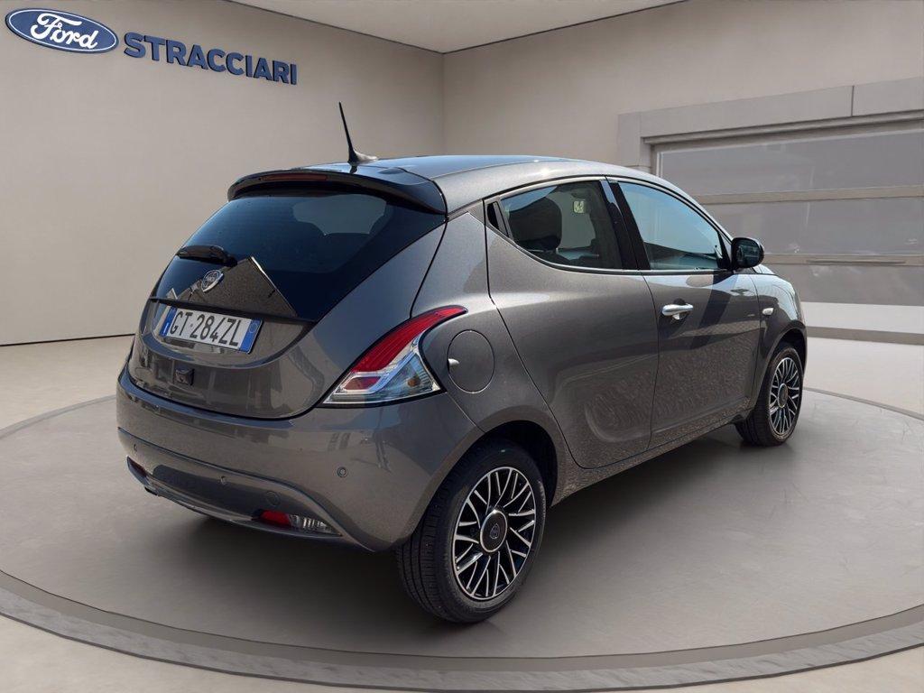 LANCIA Ypsilon 1.0 firefly hybrid Platino s&s 70cv del 2024