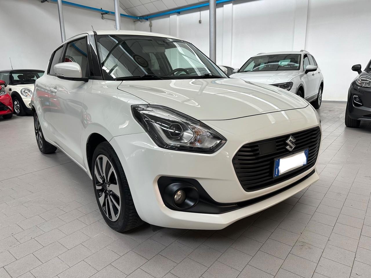Suzuki Swift 1.2 Hybrid Top