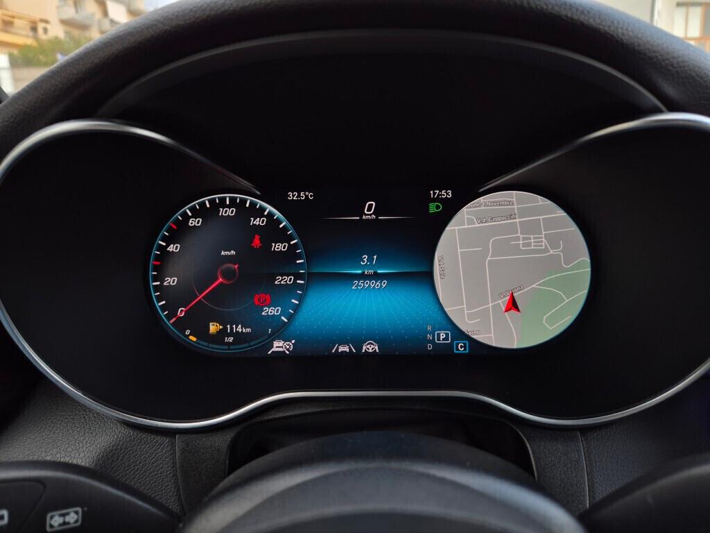 Mercedes GLC 220d AMG PREMIUM PLUS FULL