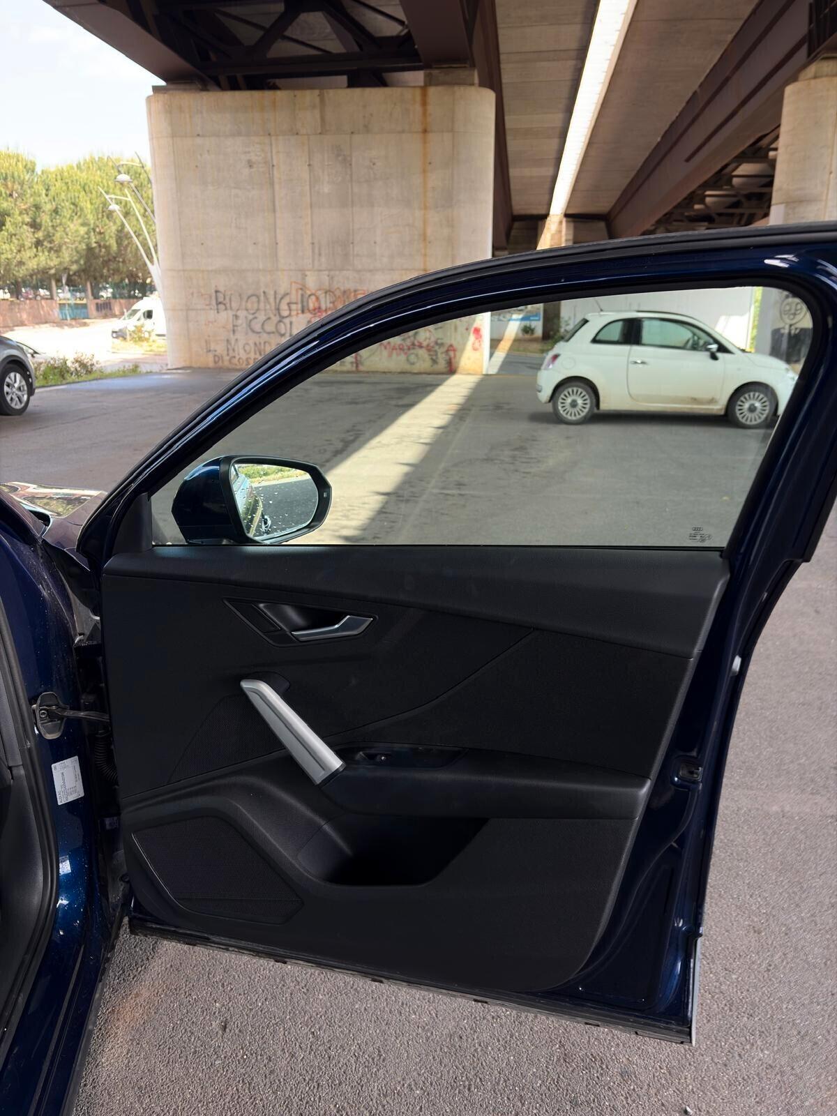Audi Q2 35 TDI quattro S tronic Admired