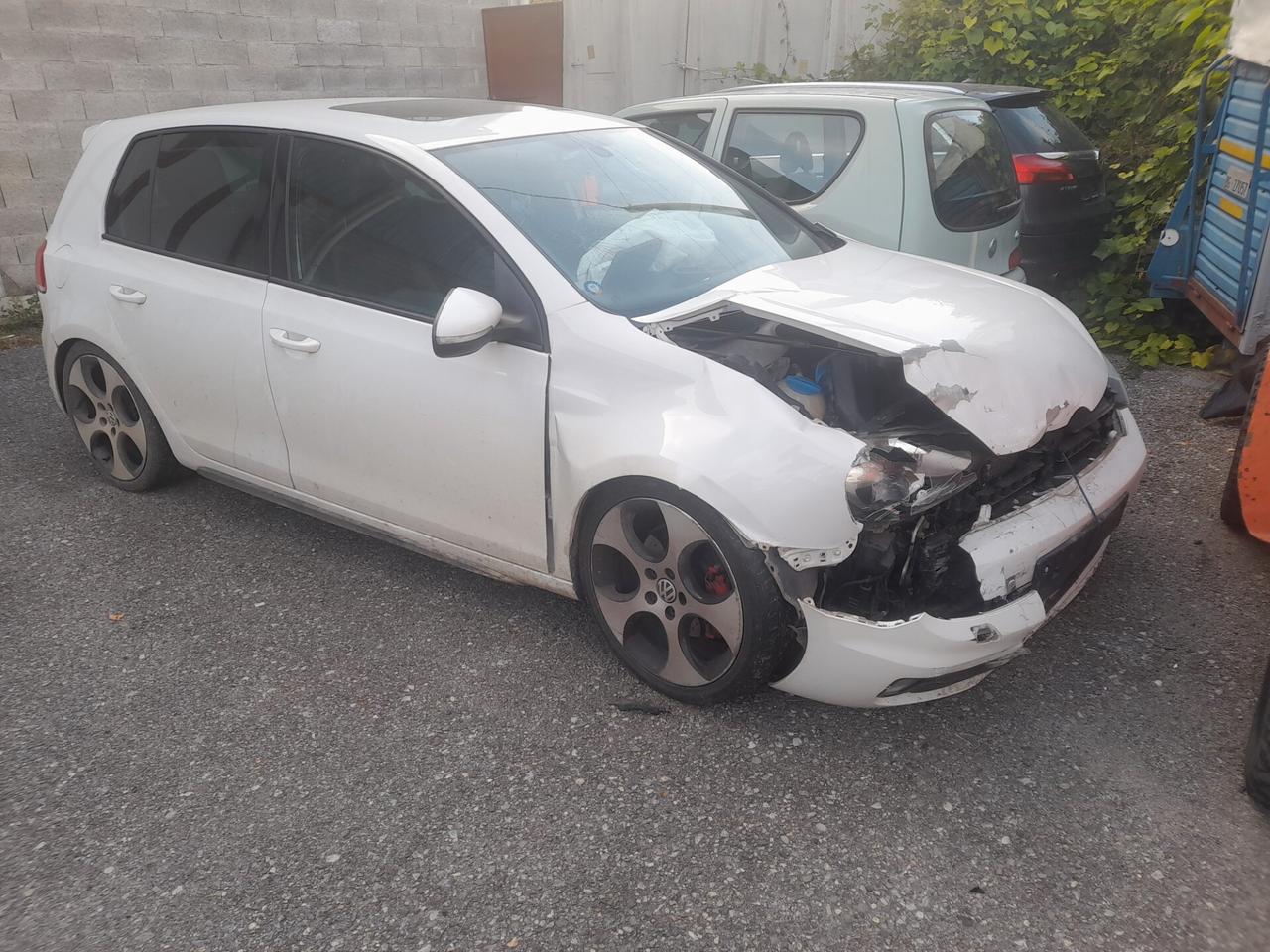 Volkswagen Golf GTI 2.0 TSI DSG 5p.