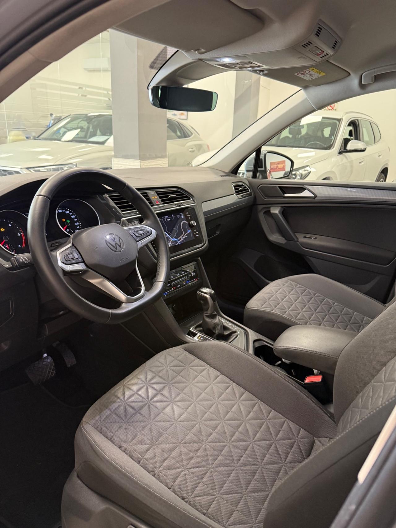 Volkswagen Tiguan 2.0 TDI 150 CV SCR DSG Elegance