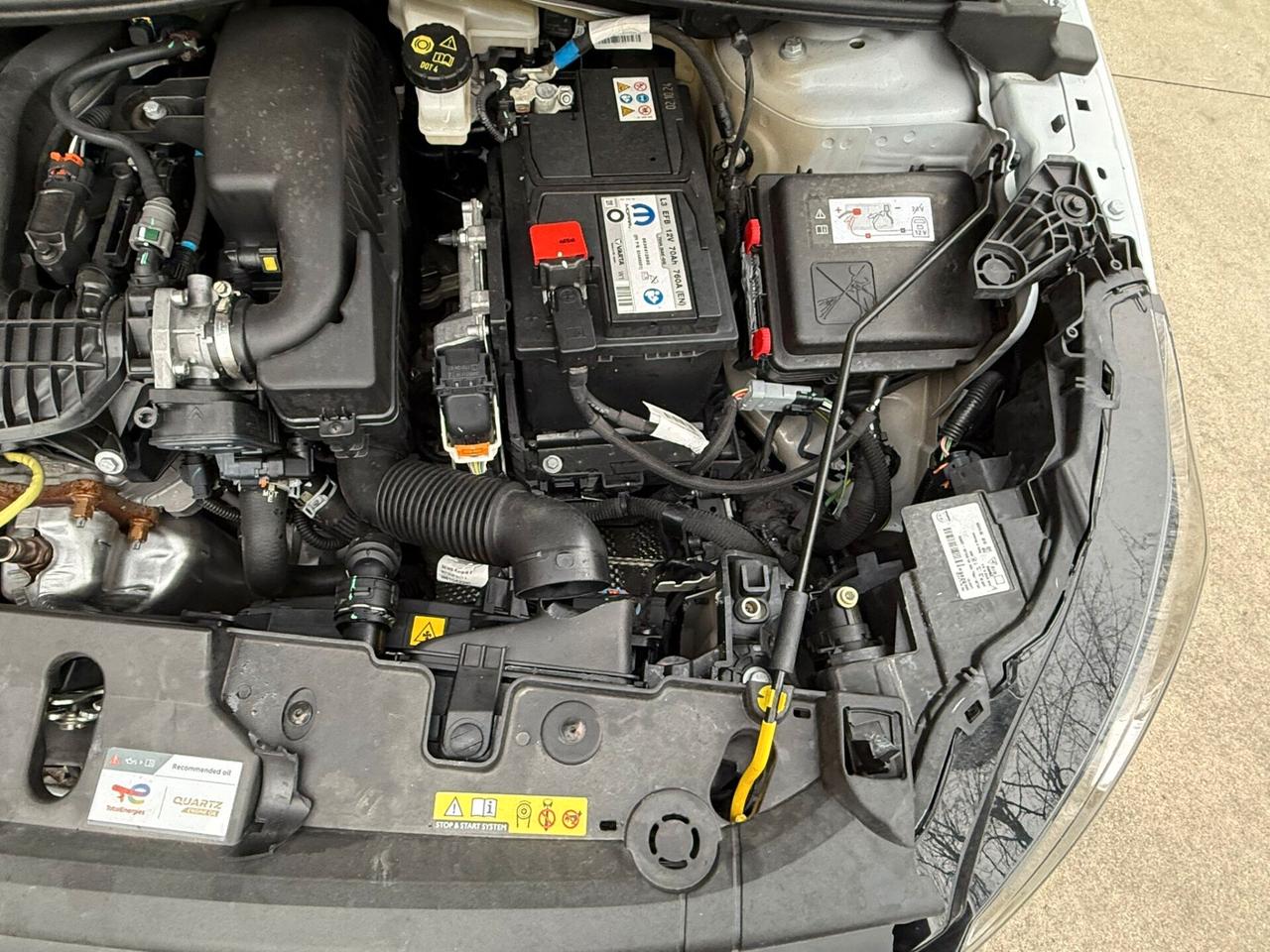 Peugeot 208 1.2 75cv INCIDENTATA MOTORE OK