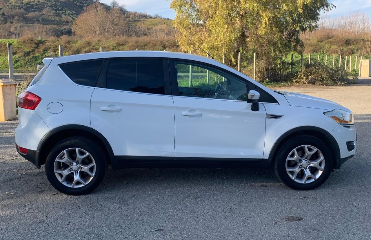 Ford Kuga 2.0 TDCi 136 CV 4WD Titanium DPF
