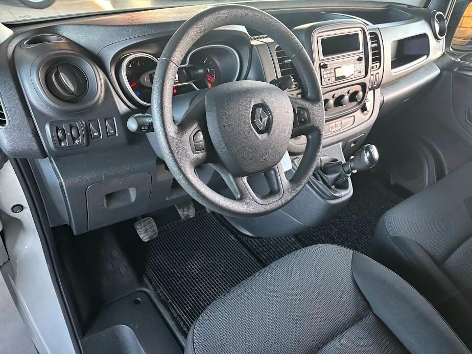 Renault Trafic 2.0 dCi 145CV L2 H1 DOPPIA PORTA LATER.30.000KM