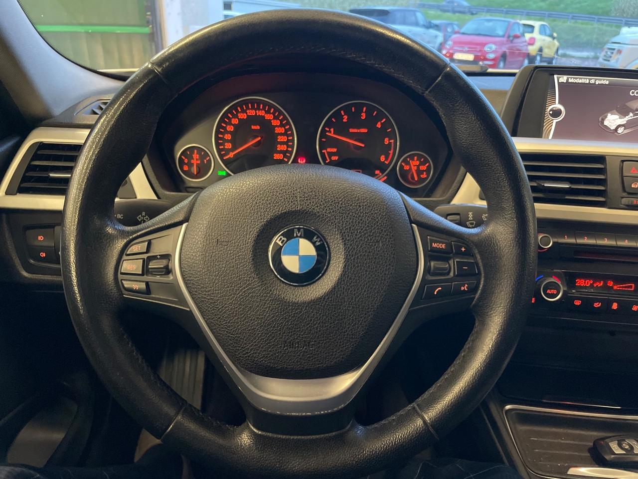 Bmw 320 320d cat Touring Attiva