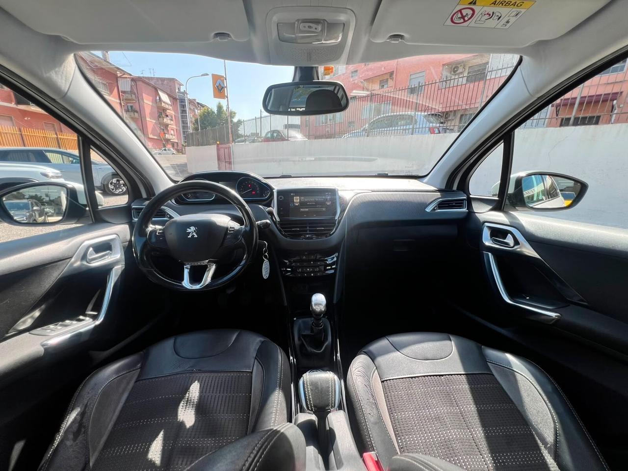 Peugeot 2008 1. 6 BlueHDi 120 S&S Allure