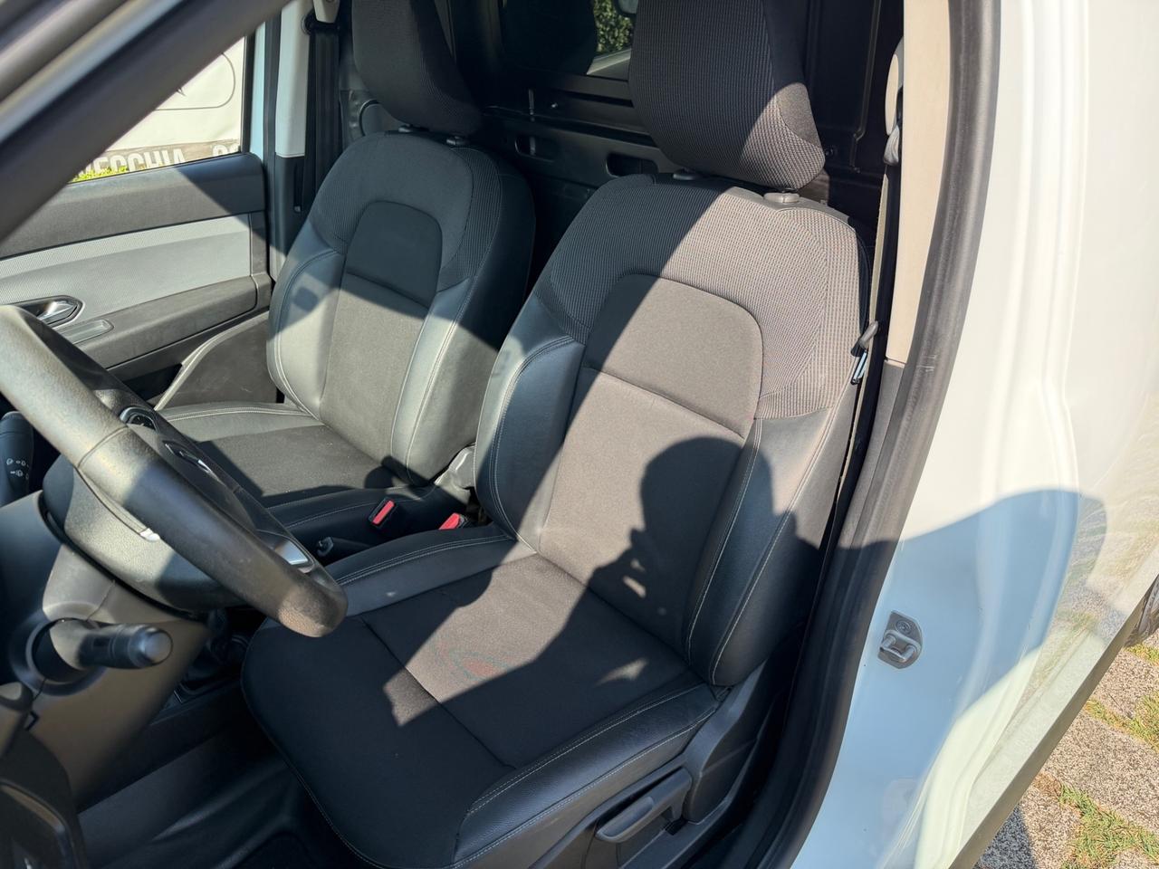 Renault Express 1.4dCi 75CV-12/2021"KM 79.000"