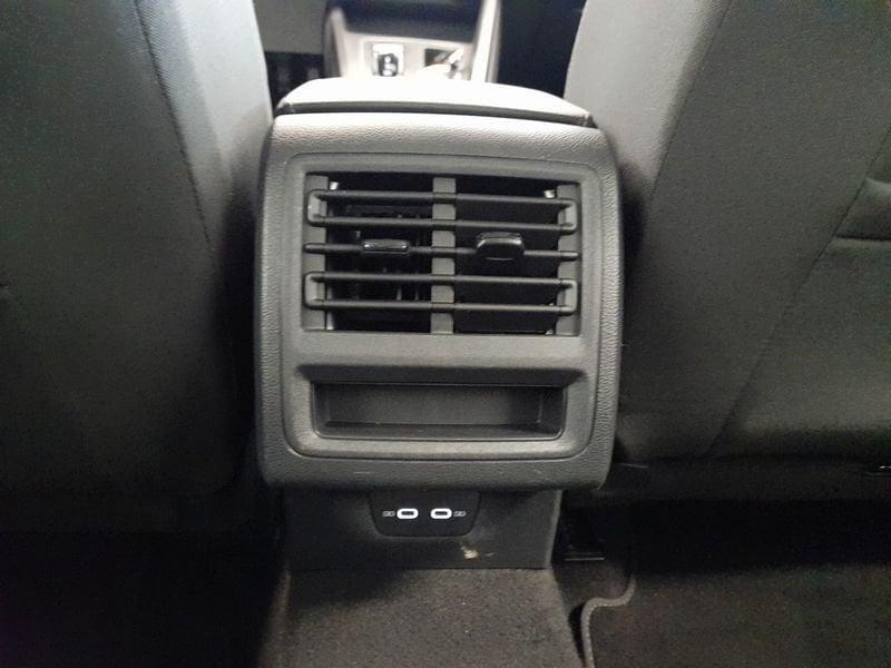 Volkswagen Golf 1.5 eTSI EVO ACT Life DSG