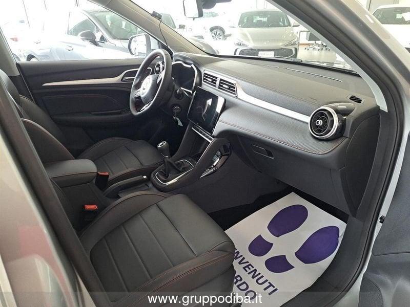 MG ZS 1.5 Classic Luxury Silver (MBC)