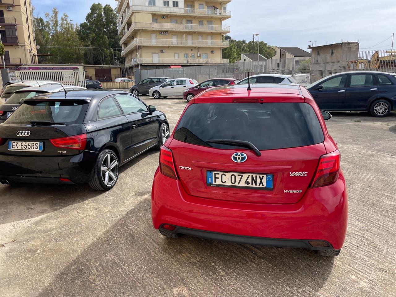 TOYOTA YARIS 1.5 HYBRID 5 PORTE STYLE
