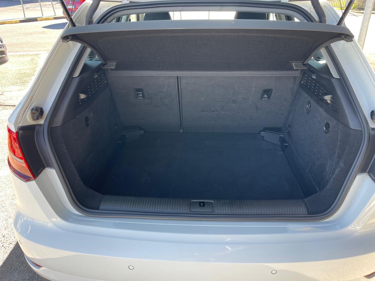 Audi A3 SPB 1.6 TDI 116 CV Business