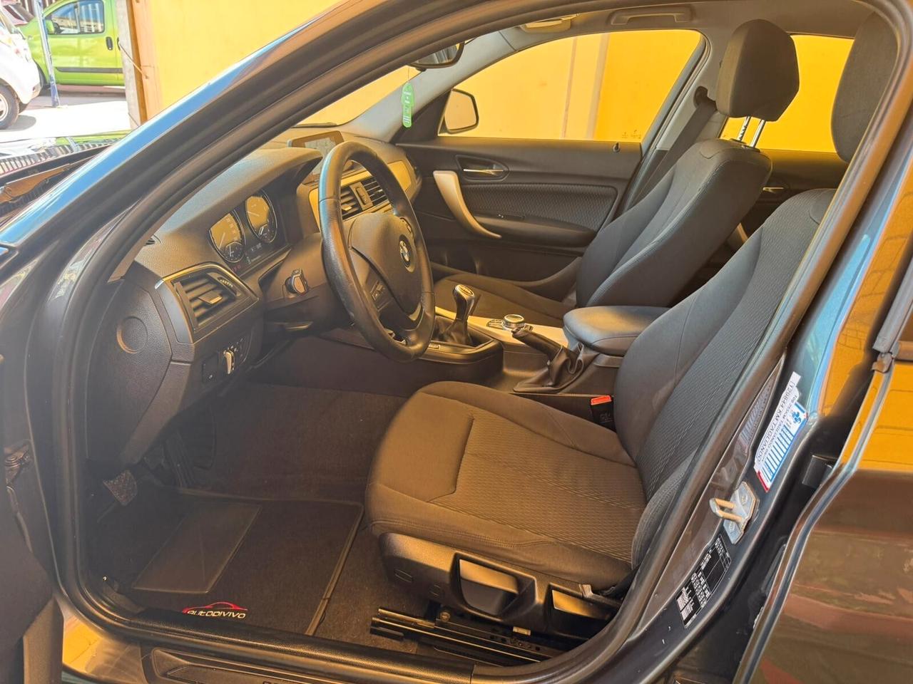 Bmw 116 116d 5p. Advantage