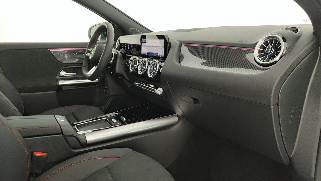 Mercedes-Benz GLA 200 d automatic