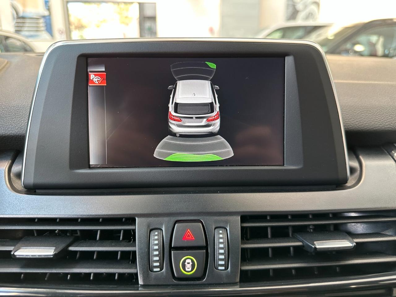 BMW 216 d Active Tourer Advantage - LED - Navi - Sedili Risc