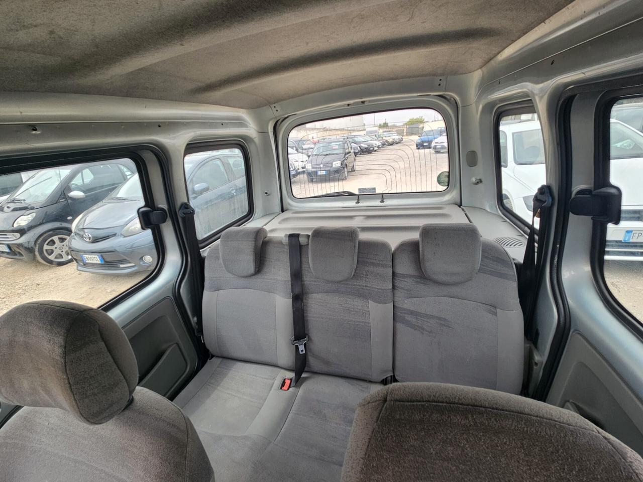 Renault Kangoo 1.5 dCi/82CV 5p
