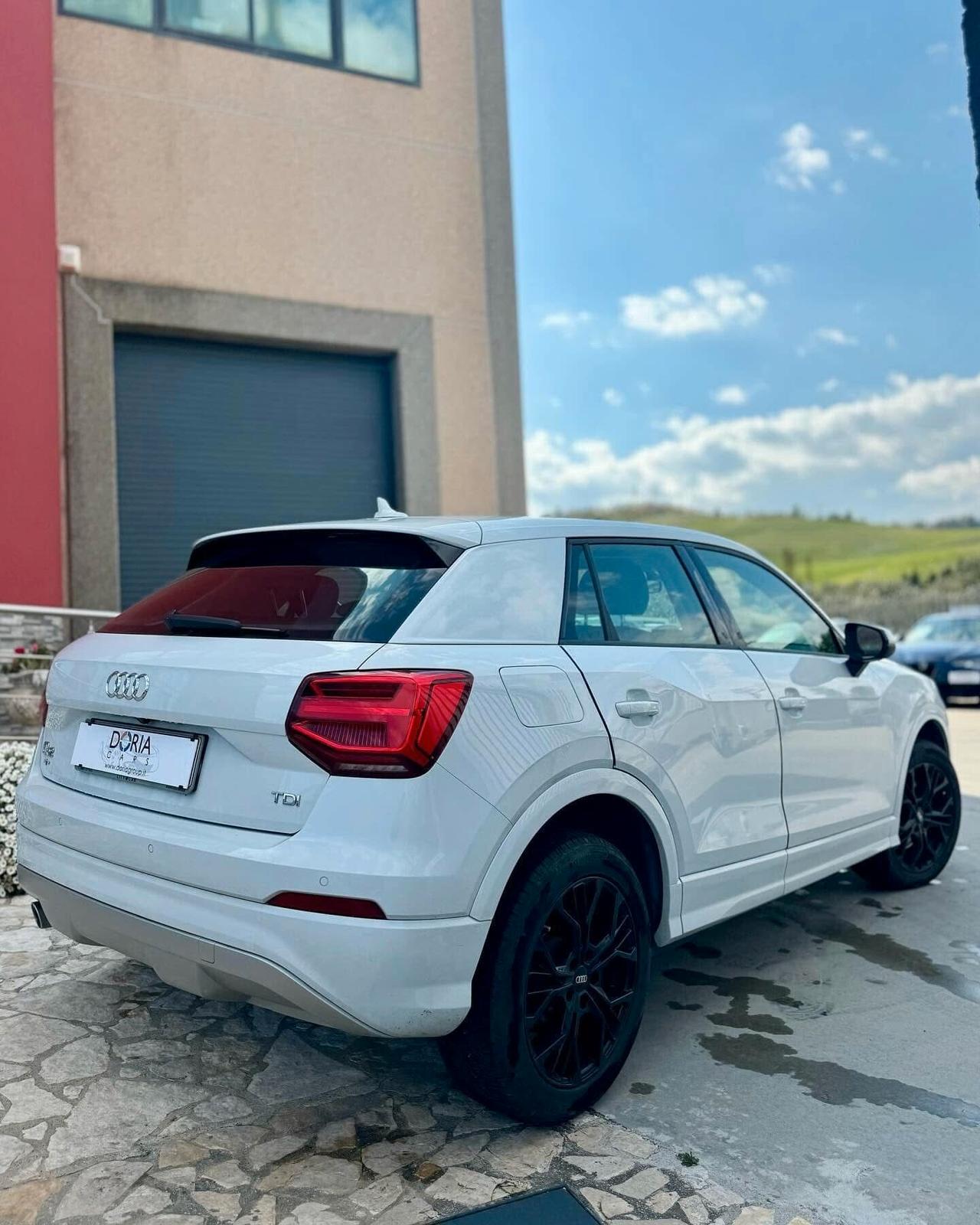Q2 1.6 TDI S-Line