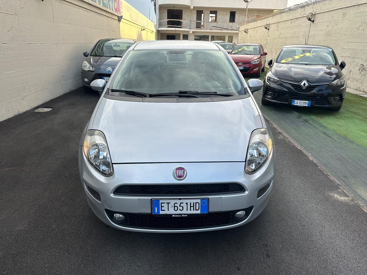 Fiat Punto 1.2benzina 5porte - 27/12/2013