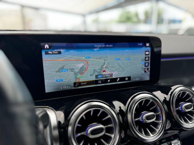 MERCEDES-BENZ GLB 200 d Premium AMG (Auto/Led64/Pelle/Led)
