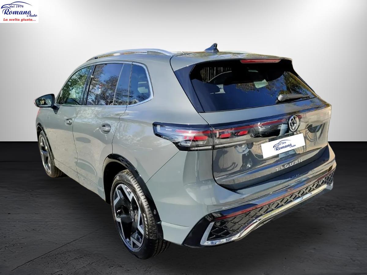 NEW VOLKSWAGEN - Tiguan - 2.0 TDI 150 CV EVO DSG R-Line#TETTO APRIBILE!