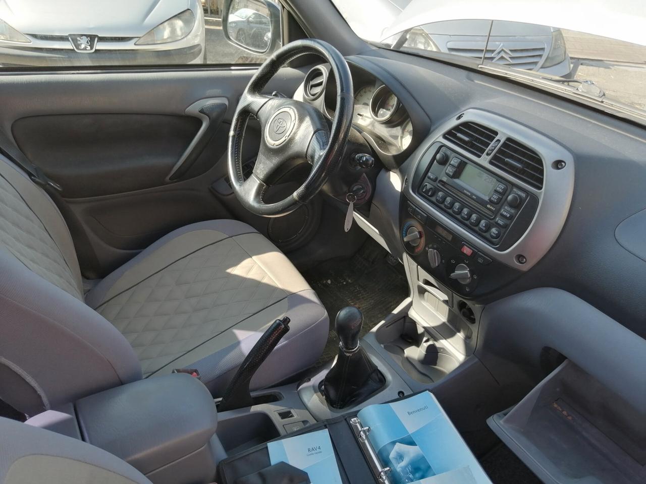 Toyota RAV 4 RAV4 2.0 Tdi D-4D cat 5 porte Sol